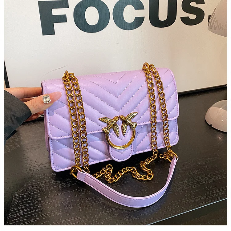 กระเป๋าสะพายข้างหนังเทียมลายเช - Chain Crossbody Quilted บทวิจารณ์และราคา