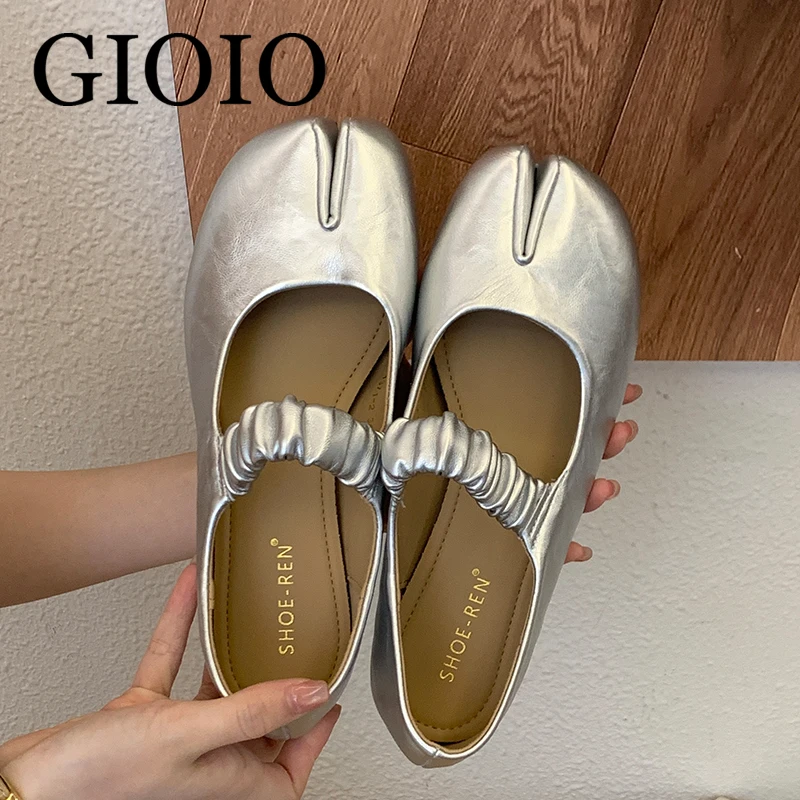 Nuevas bailarinas plateadas para mujer, zapatos planos con punta dividida, estilo Mary Jane, mocasines negros para bailarinas, zapatos Tabi.