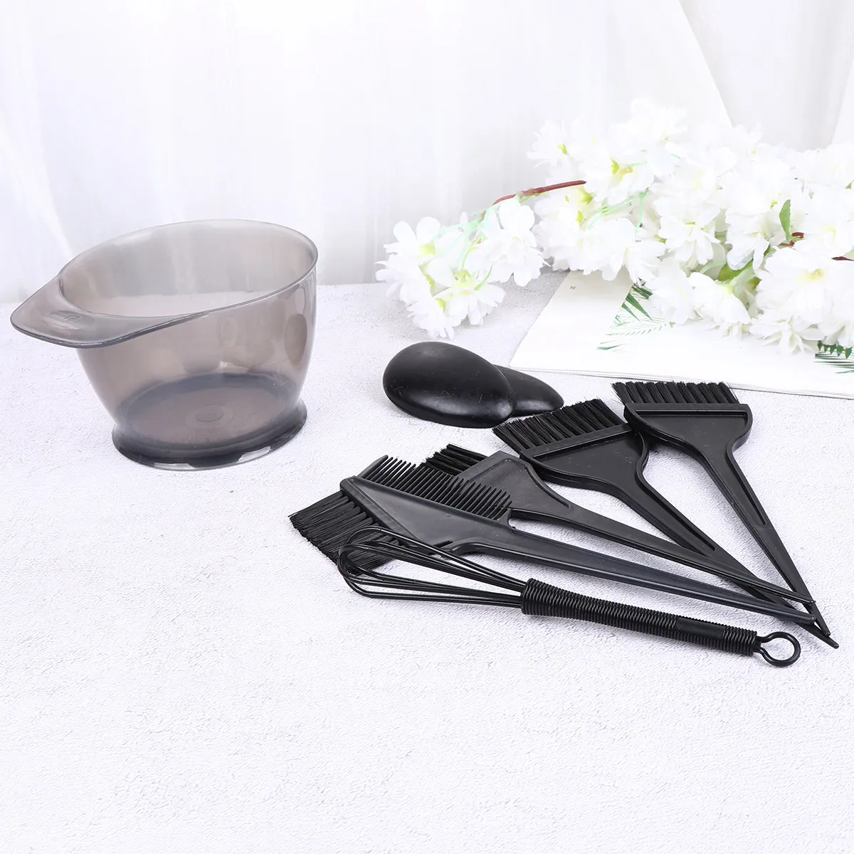 

8Pcs Hair Coloring Tools Kit Professional DIY Dye Set with Mixing Bowl Comb Brush Hair Dying Board for Stylists Barbers