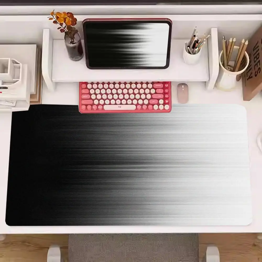 Mouse Pads Dynamic Black White Motion Blur Stripe Texture Table Mat For Laptop Office Playmat