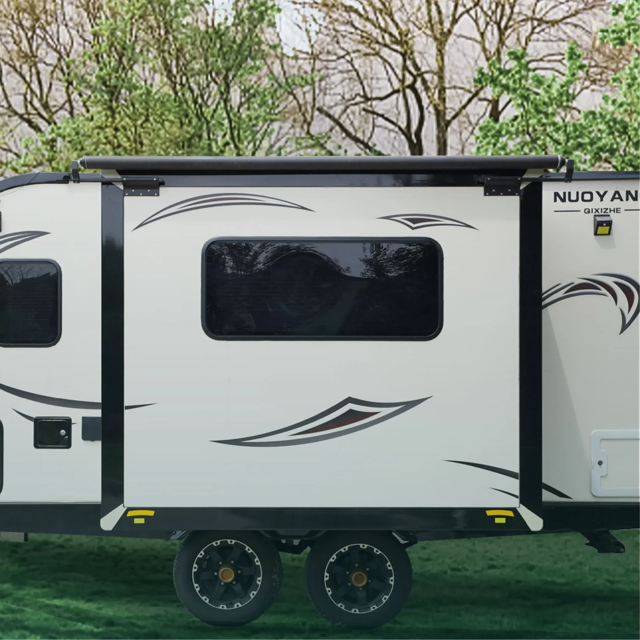 Manufacturer China Luxury Australian Standards Offroad Camper Travel Caravan Trailer Auto Slide out Awning for Sale