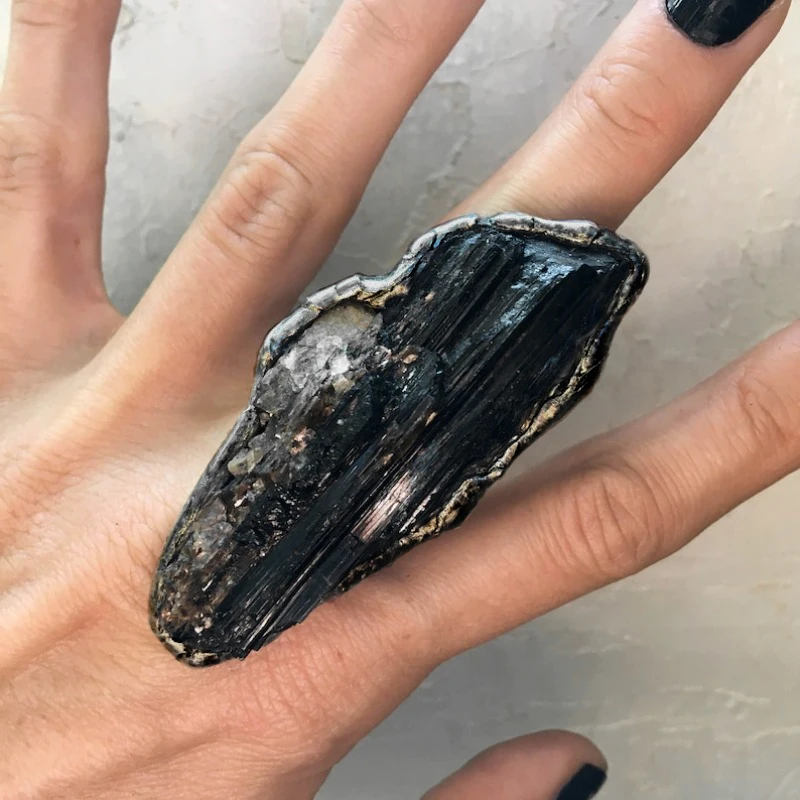 10pcs Mica Black Tourmaline Crystal Gemstone Ring Raw Schorl Adjustable Size 5 6 7 8 Goth Witch Boho Jewelry