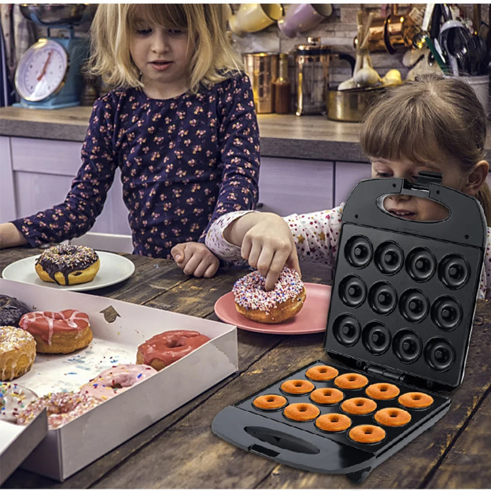 1200W Electric Donut Maker For Home Makes 12 Doughnuts Non-stick Plates Kids Snacks Dessert 220V EUPlug Square Breakfast Machine