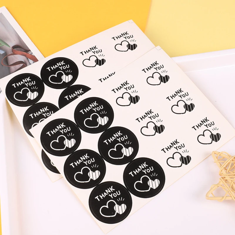 100pcs/lot Cute Round thank you with heart Self-adhesive Sealing Stickers Hand Made Sealing Sticker Baking For Gift