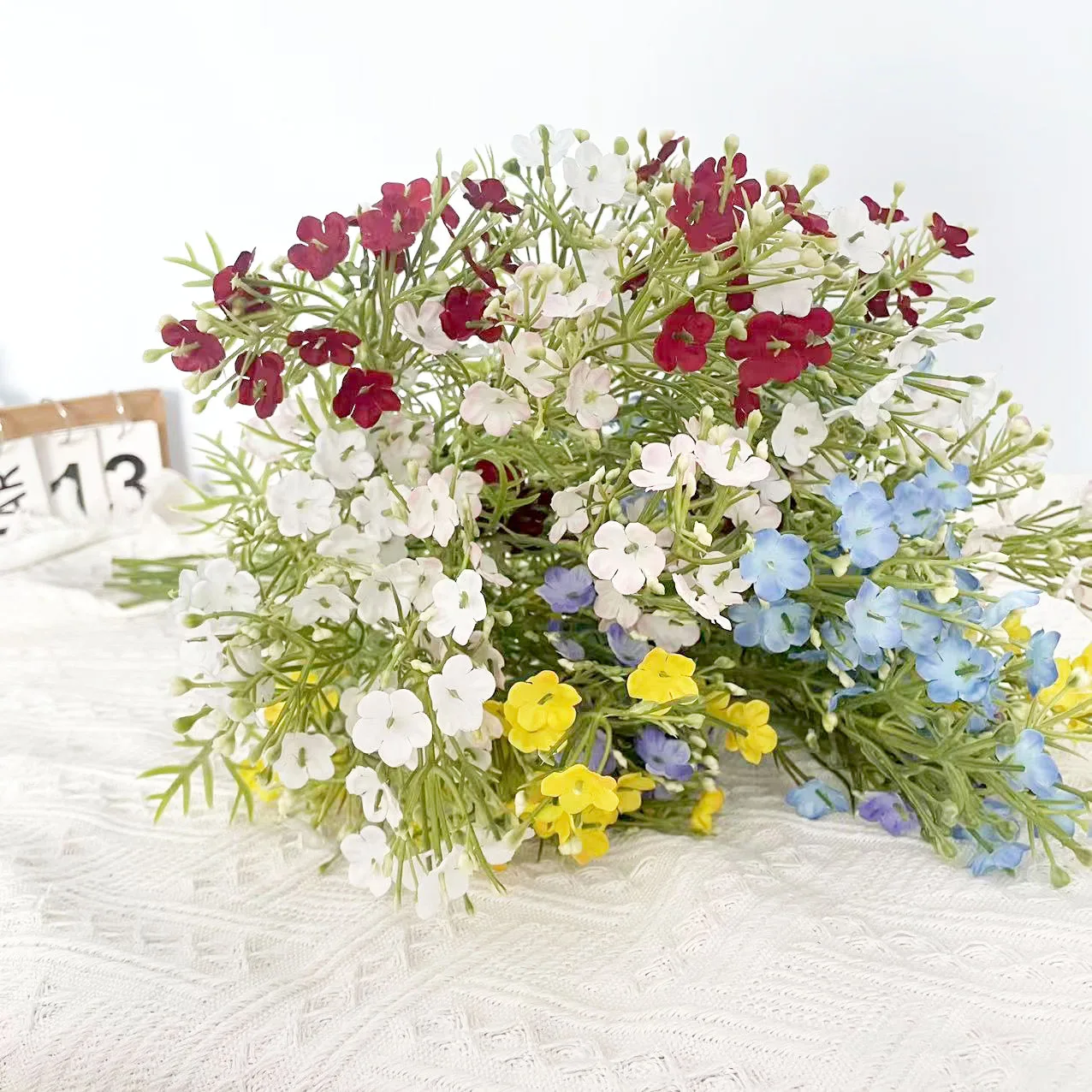 

6pcs artificial Gypsophila simulated flower arrangement bouquet plastic flower art chamomile home living room place photograph