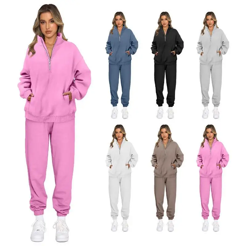 

Женский зимний комплект из двух предметов: утепленный свитшот на молнии до середины груди и брюки, однотонный, повседневный, комфортный