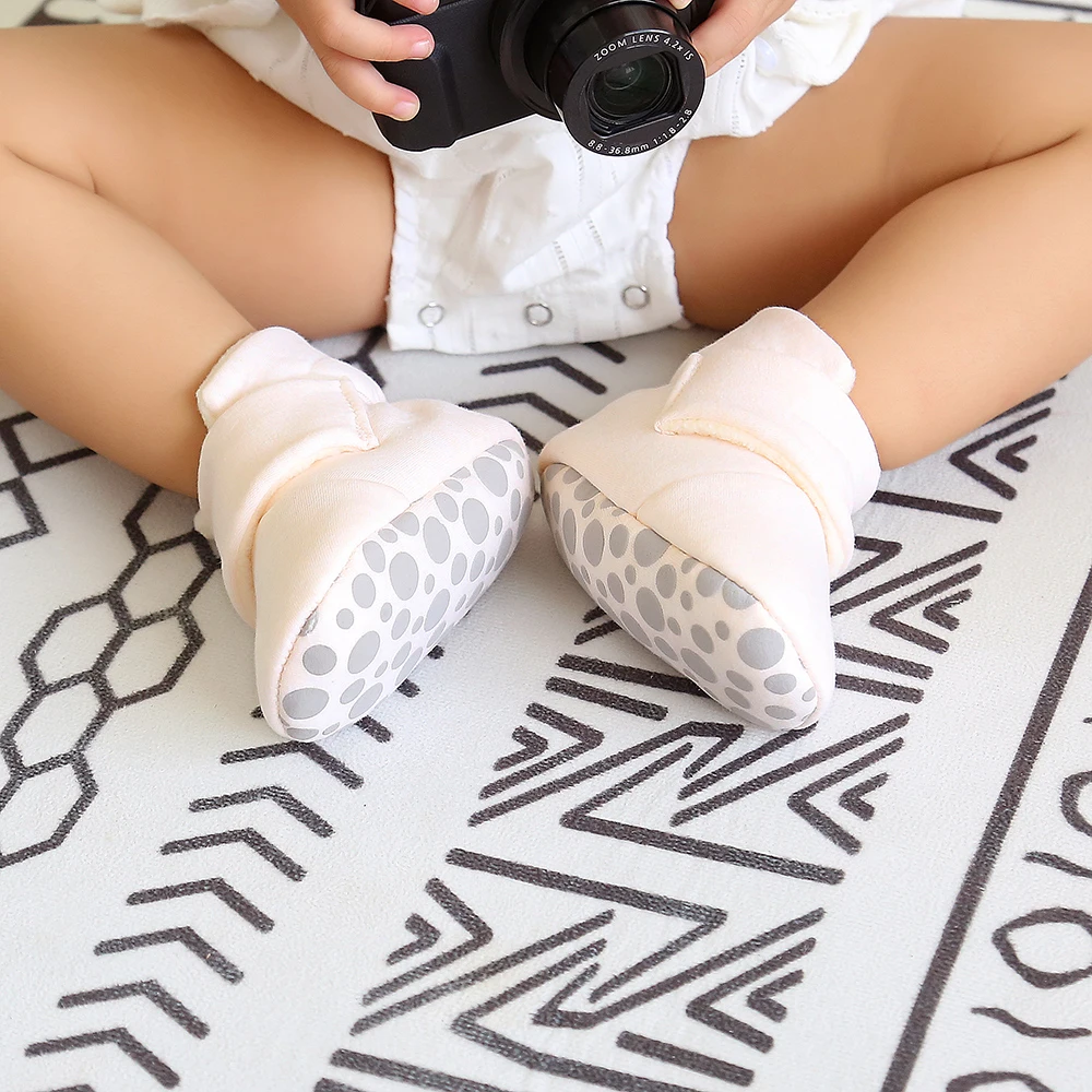 الوليد الرضع طفلة الصبي الجوارب القطنية البقاء على جورب النعال لينة غرفة نوم أحذية عدم الانزلاق حذاء من الجلد مع القابضون طفل صغير #4