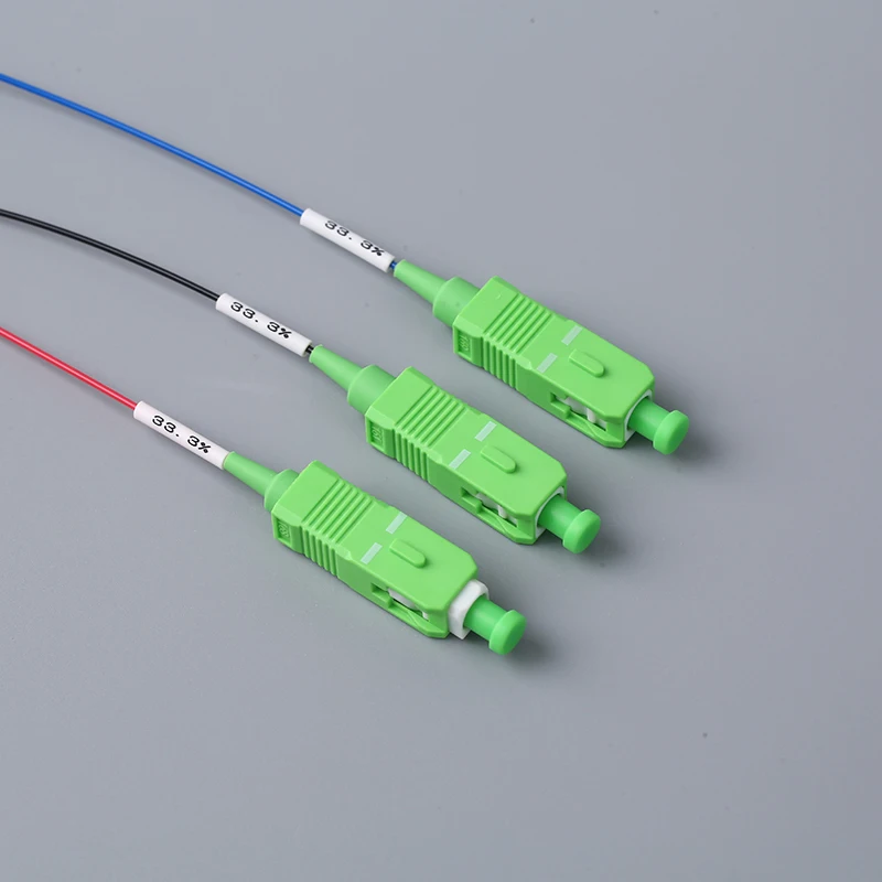 موزع ألياف بصرية مع موصلات ، FBT ، 1x3 ، من من من من من الألياف البصرية ، SC/APC ، SC/UPC ، FC/APC ، FC/UPC ، LC/UPC