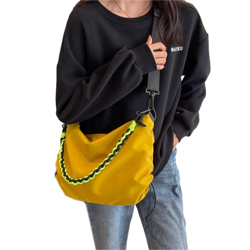 Stylish Crossbody Cloth Bag Trendy Fabric Shoulder Bag Comfortable Wearing Bag for Women Showcase Your Personality Taste