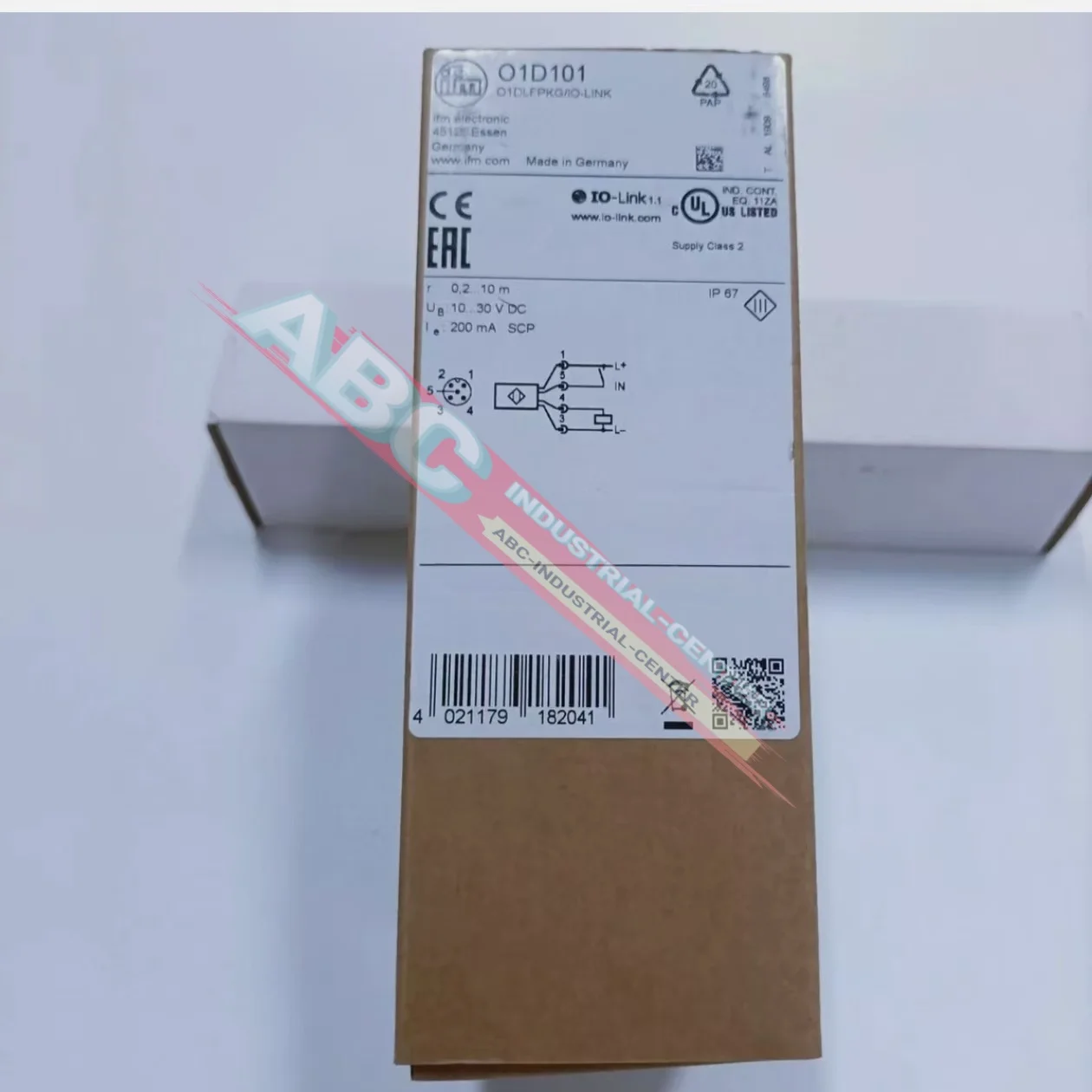 

OGE300 brand new O1D101proximity switch IE5318
