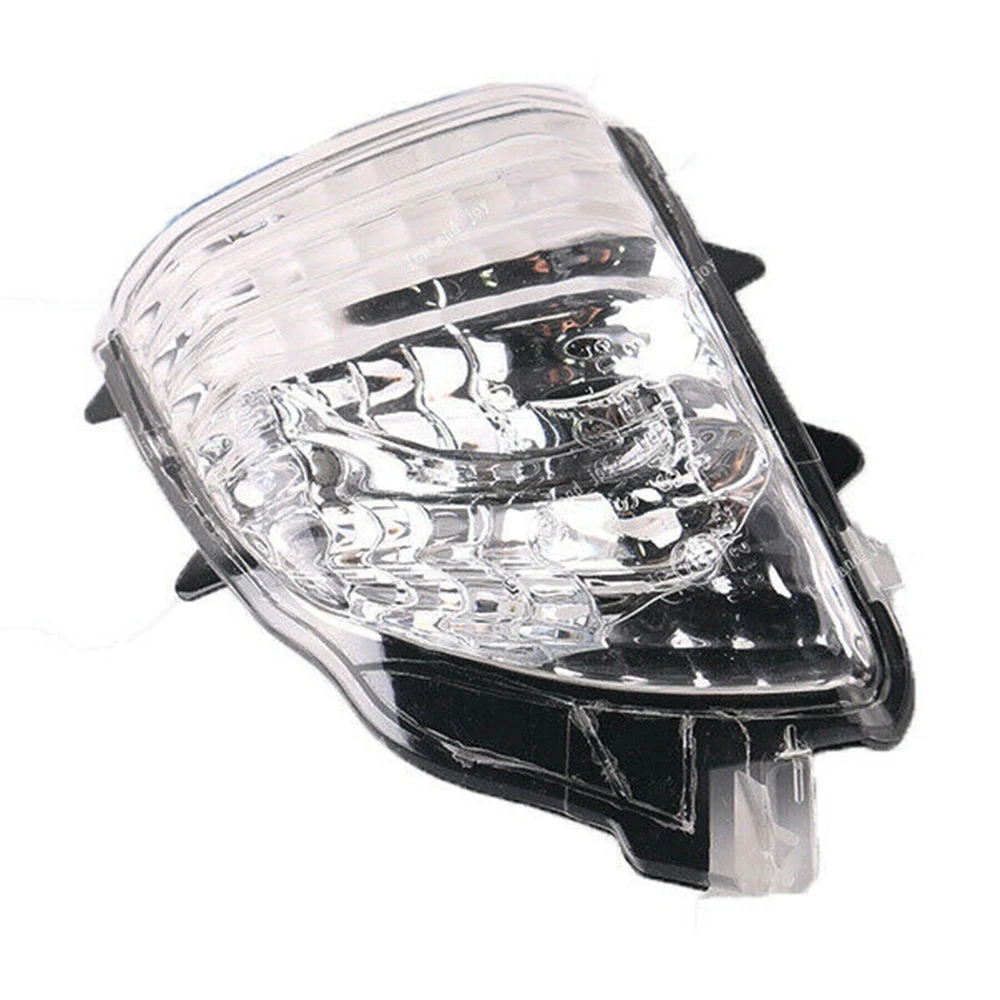 Obudowa kierunkowskazu w prawym lusterku wstecznym bez żarówki do Volvo XC70 XC90 2008-2012