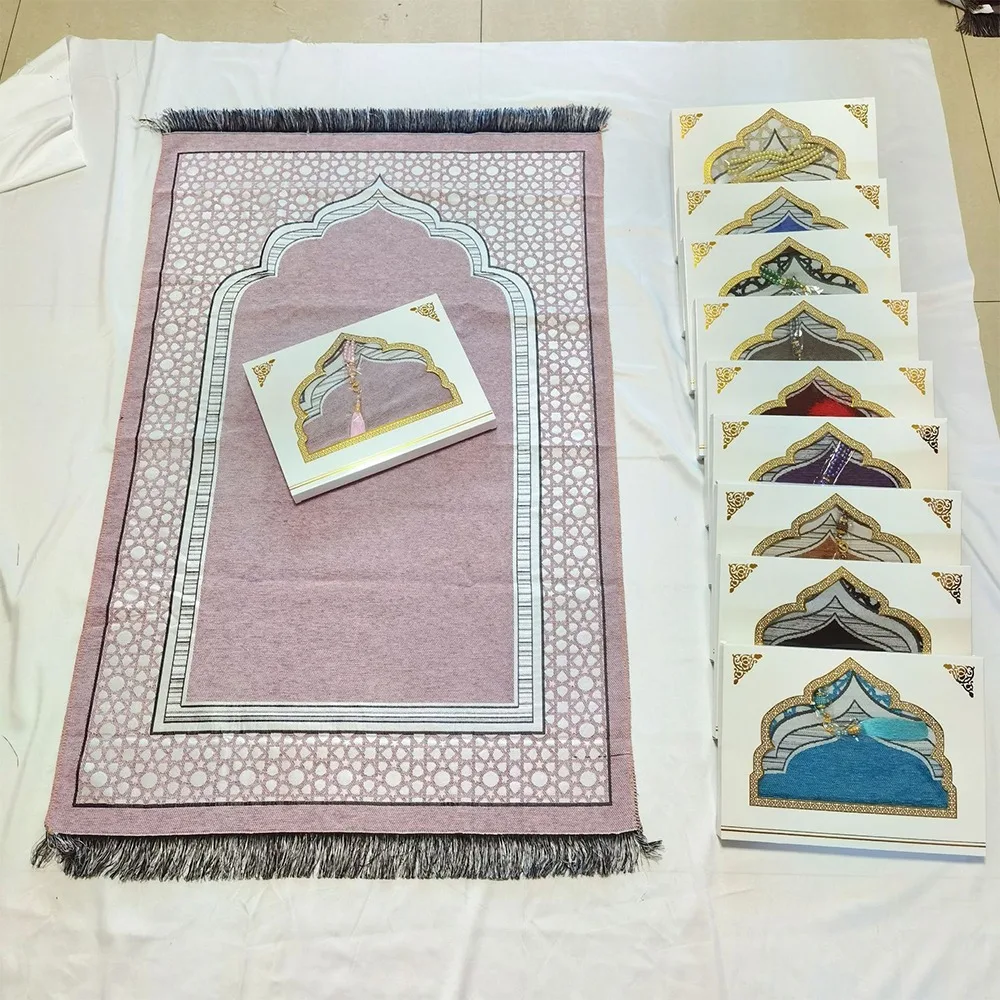 ของขวัญอิสลาม พรมละหมาดมุสลิม ขนาด 70x110 ซม. รูปทรงสี่เหลี่ยมผืนผ้า พับเก็บได้ ชุดพรมละหมาดลายชาติพันธุ์ กันลื่น ผ้าคลุมสำหรับการประกอบพิธีทางศาสนา พกพาสะดวก