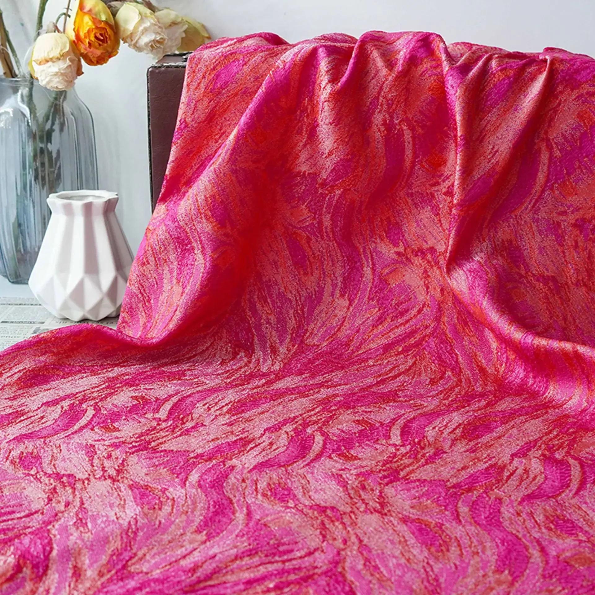 

Рельефная рок-текстура, художественный абстрактный стиль, жаккардовая ткань, женская одежда, платье, жилет, куртка, декоративная швейная ткань