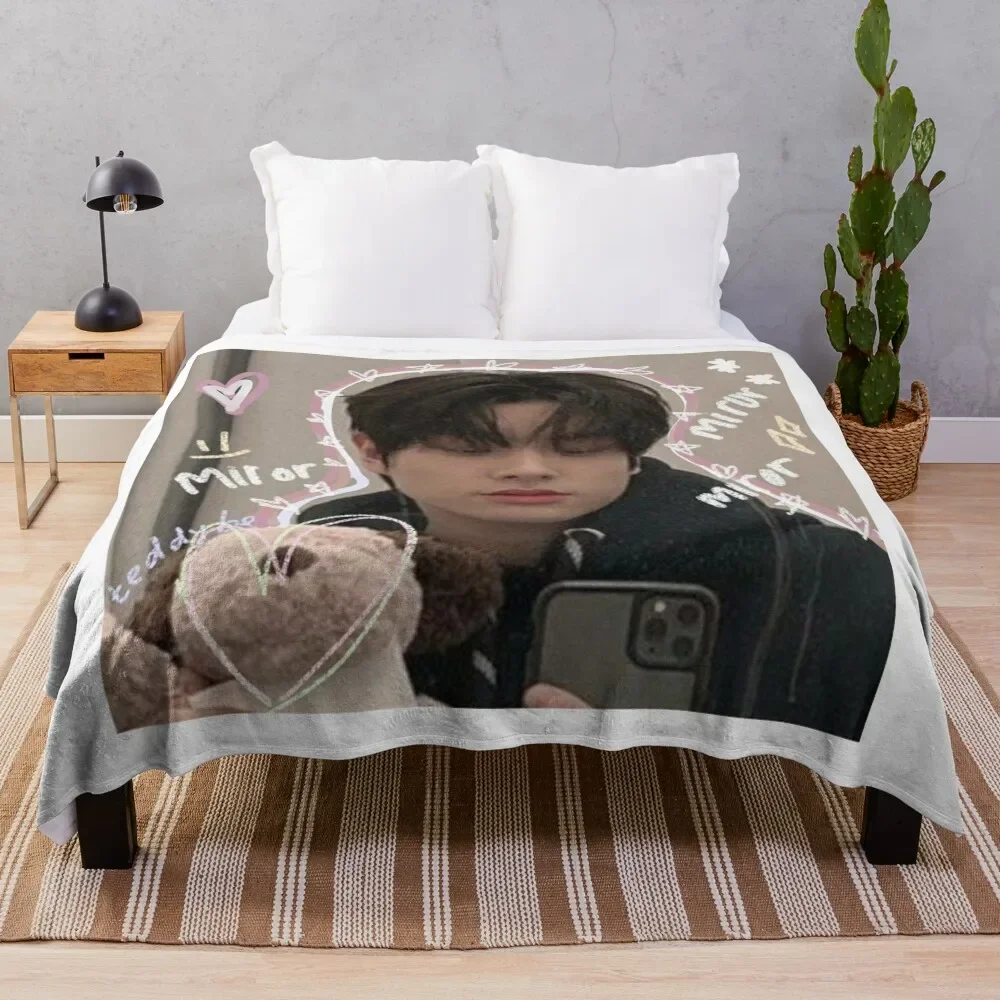 

jake Throw Blanket Ultra Plush Cozy Blanket for Napping Sleeping