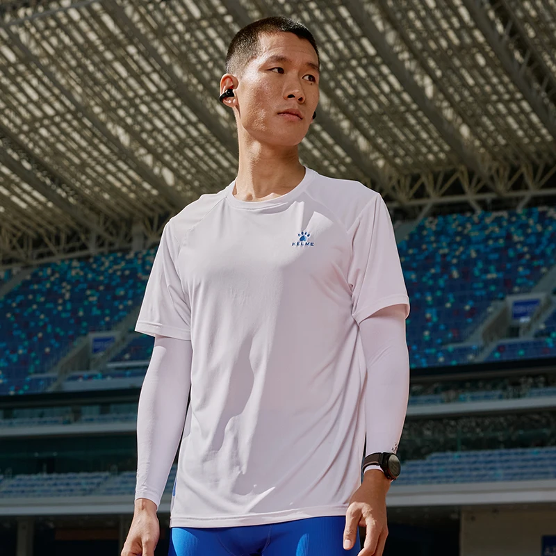 Kelme メンズ アウトドア ランニング Tシャツ ラウンドネック 通気性 スポーツ トップ フィットネス トレーニング 速乾性服 サッカー 半袖