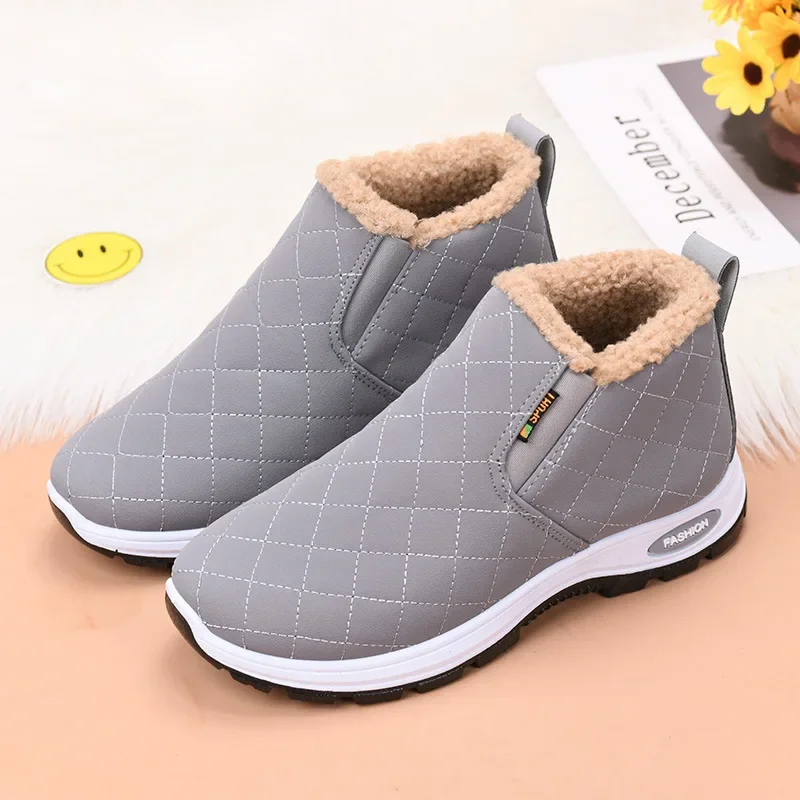 

Women's Cotton Boot Warm Fleece Lined Casual Boot PU Leather Upper Snow Boot round Toe Flat Heel Winter Boot