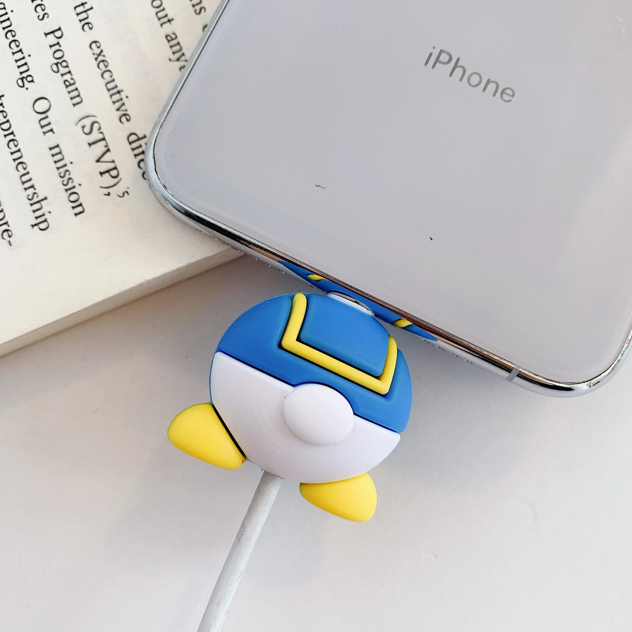 1pcs Cartoon Cable Protector Data Line Cord Protector Protective Case  Winder Cover For Applicable to all USB Charging Cable