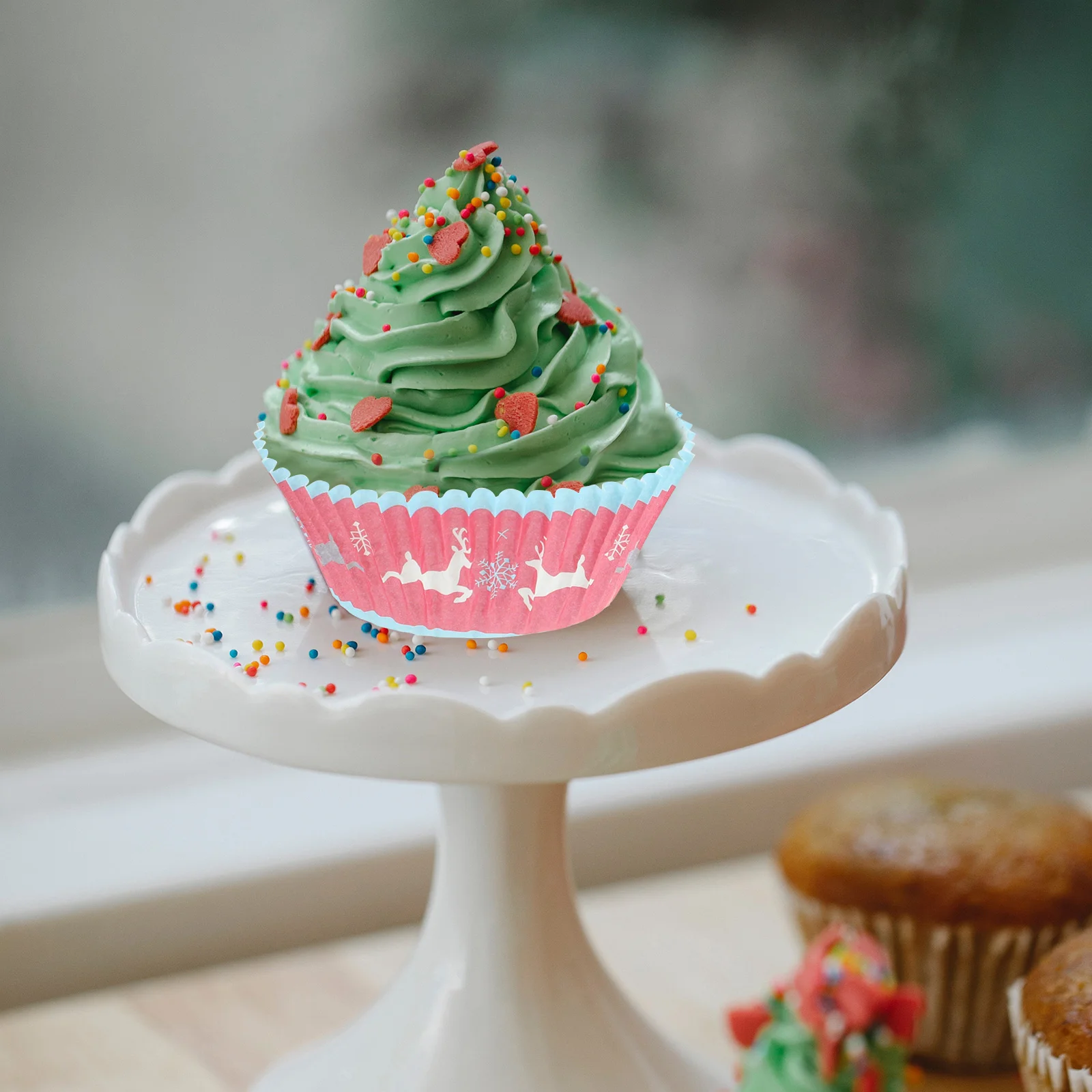 300Pcs Christmas Cupcake Liners Paper Snowman Xmas Leaf Snowflakes Baking Cups cupcake cup cupcake wrapper