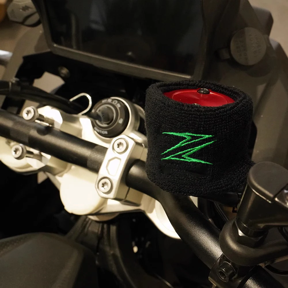 دراجة نارية العالمي الجبهة سائل الفرامل خزان غطاء جورب حماية للنينجا 400 650 500 300 250 250R ZX14R ZX10R ZX6R 1000