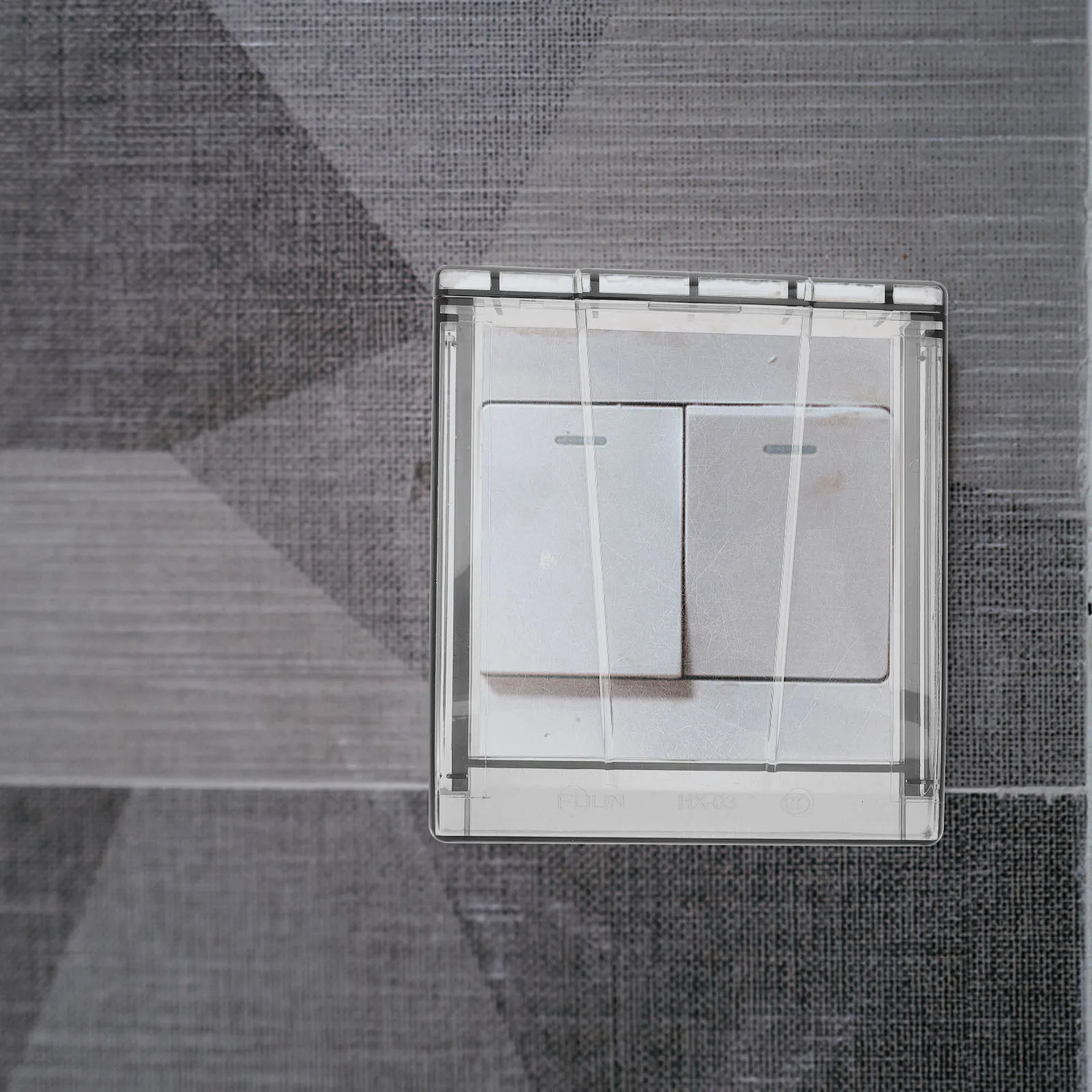 

Waterproof Socket Protective Cover 1 Gang Black for Bathroom Outdoor Outlet Covers Wall Sockets Switches Plastic Reusable