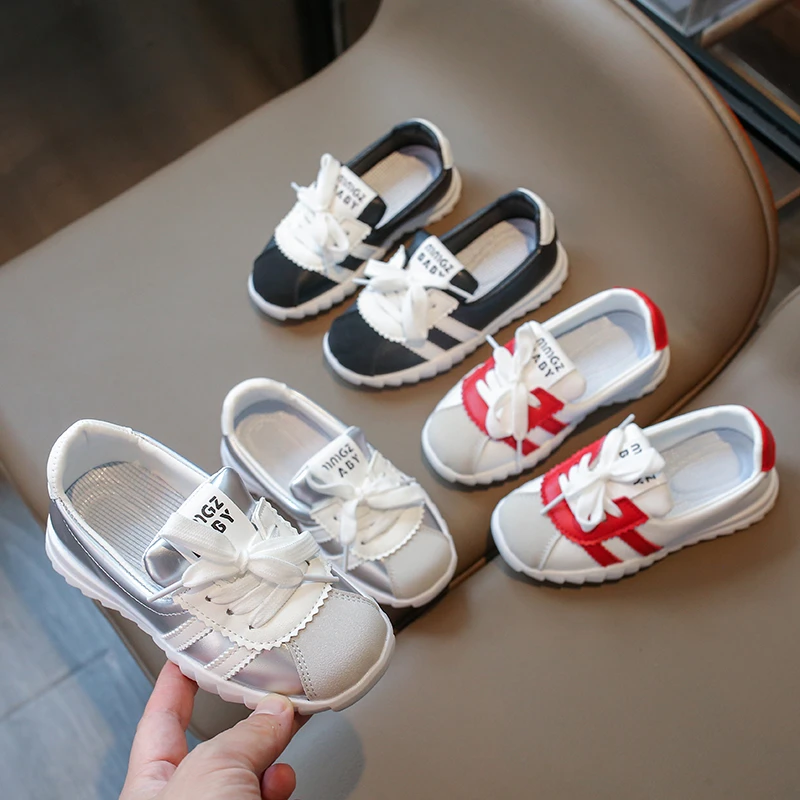 

2023 летние осенние новые детские кроссовки для девочек, модные мягкие удобные повседневные дышащие лоферы на плоской подошве, детская обувь 26-30
