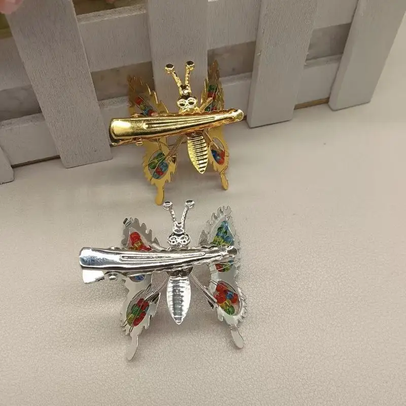 2 Stück modische Haarspangen mit Metallperlen in verschiedenen Farben, hohle Schmetterlingsform, für Damen und Mädchen, Haarschmuck, Haarklammer, Haaraccessoires. – Detail 7