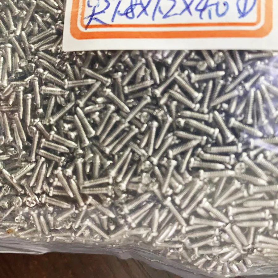 1.8x1.2x4.0 10000PCS noski śruby