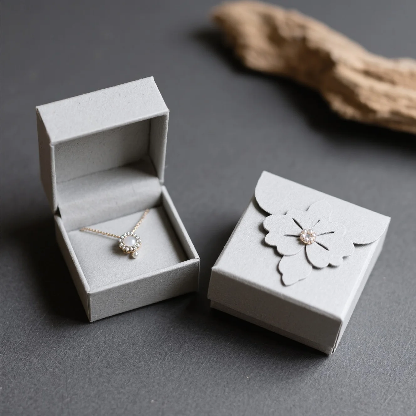 caja-de-cartulina-gris-de-marca-a-medida