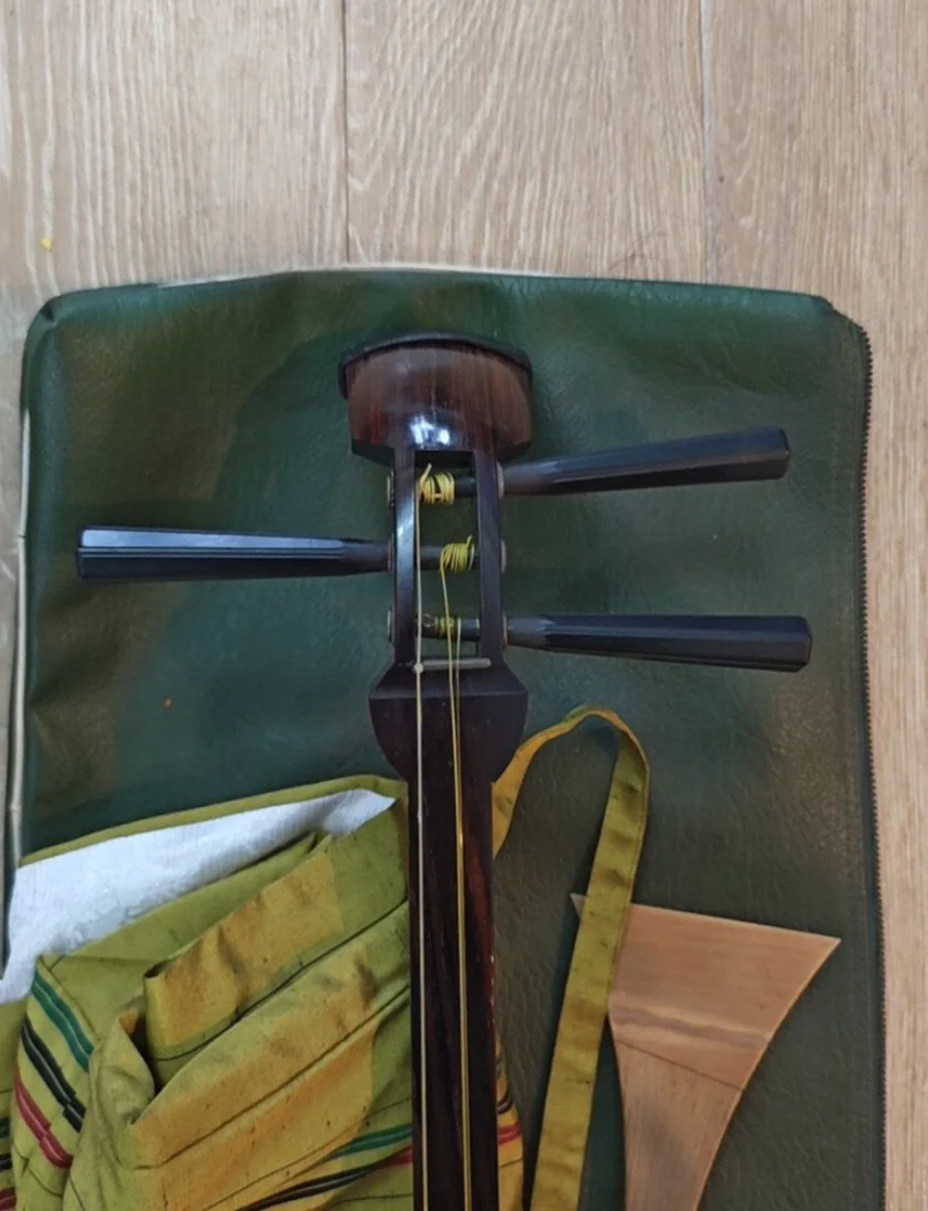 Shamisen Genuine Leather Traditional Japanese 3 String Musical Instrument for Performance Collection