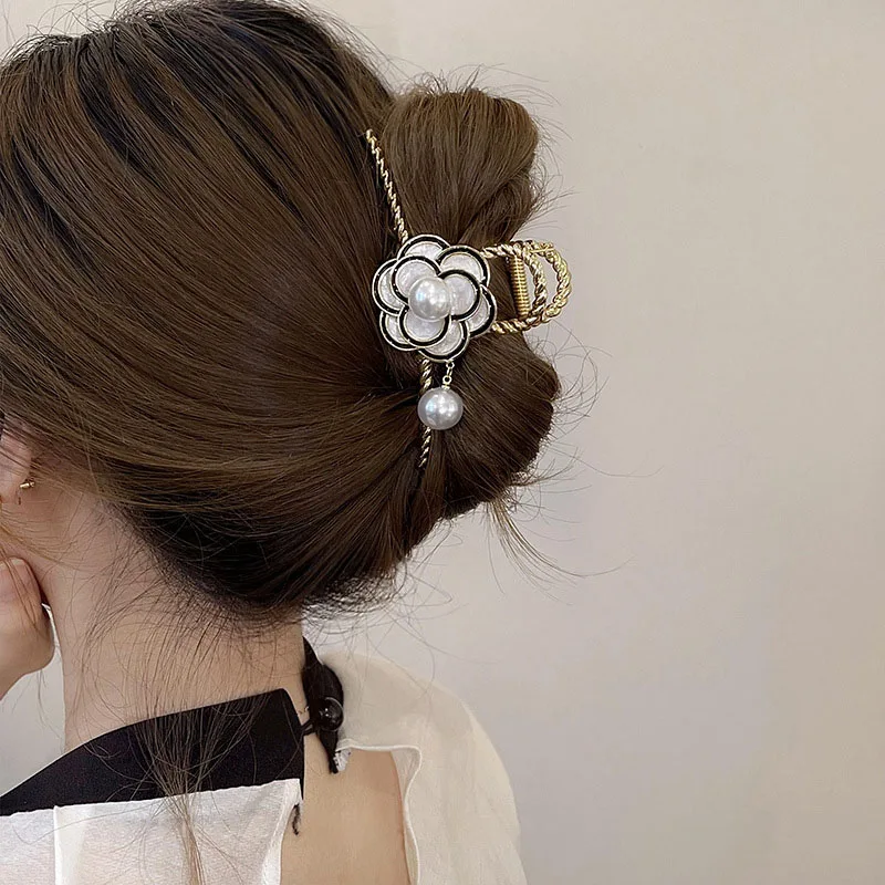 Pinza de pelo de perla vintage para mujer y niña, accesorio de adorno hecho a mano, flor de Camelia, cola de caballo grace, novedad