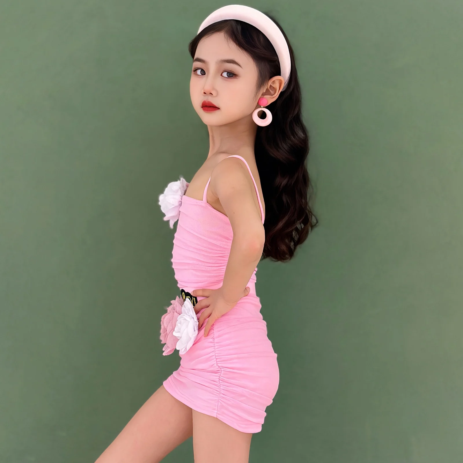 2025 여자아이 라틴 댄스 공연 의상 핑크 스트랩 드레스 스플릿 슈트 차차 삼바 연습복 대회복 DQL11021