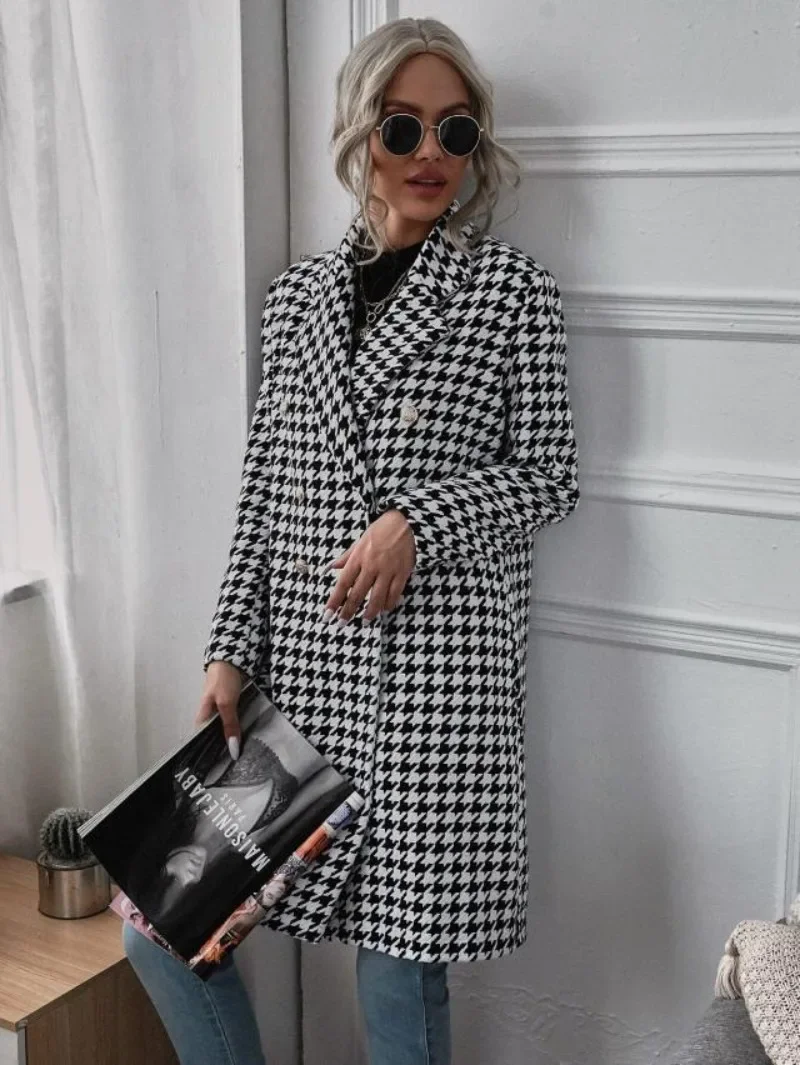 Women's Fashionable Plaid Print Long Woolen Coat  Ladies Autumn Winter New Style V-neck Women's Coat Elegant Chic Long Coat