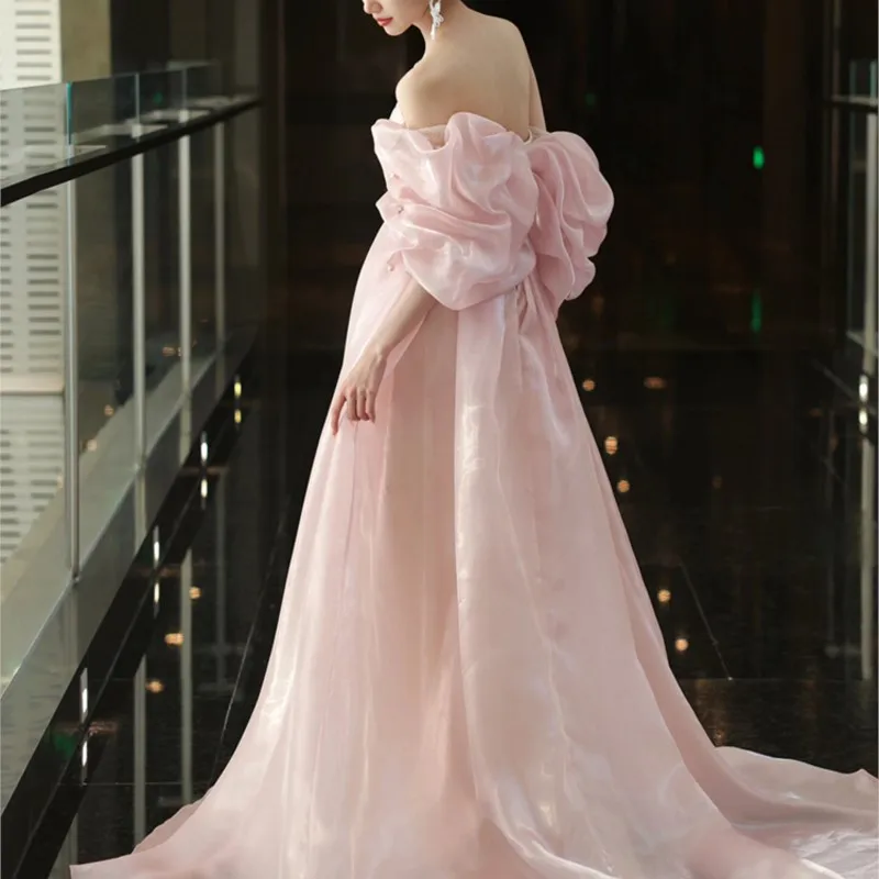 الوردي خارج خزانة مأدبة خفيفة فاخرة الصدر الفن اختبار نمط نخب اللباس #5