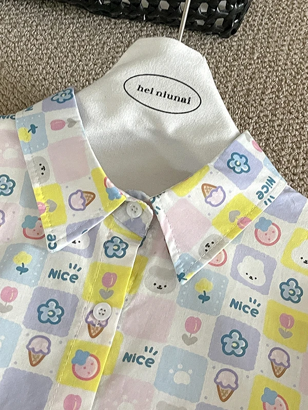 

Wedbleser Ice Cream Flower Short Sleeved Vacation Style Shirt Women Summer 2025 New Korean Version Age Reducing Niche Top