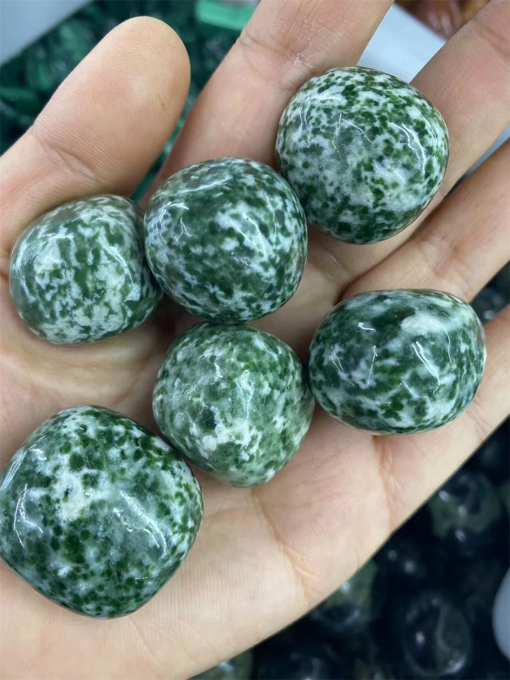 200g Natural Green Dot Rolling Stone Crystal Mineral Specimen Rock Decoration