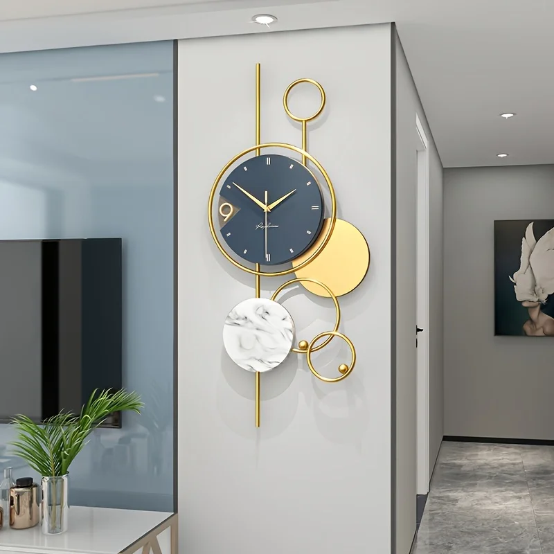 

1pc Oversized Round Metal Case Wall Clock - Modern Simplicity Light Luxury Design, Battery Powered, Easy to Read