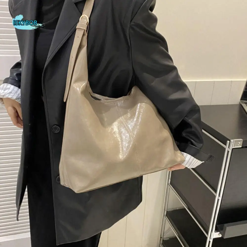 bolsa-tote-de-couro-macio-elegante-cor-solida-leve-bolsa-de-ombro-com-ziper-grande-capacidade-vintage-axilas-viagem