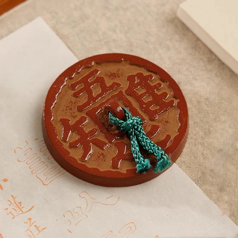 Solid Cast Iron Paperweight for Calligraphy/Office/Study Metal Desk Accessory with Non-Slip Base Heavy Duty Book Press