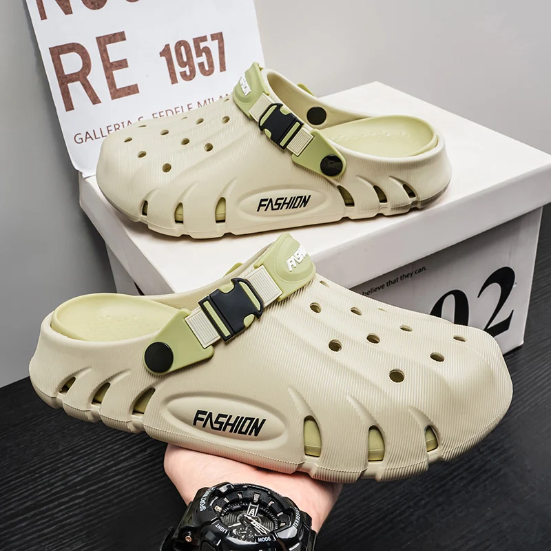 

Men Simple Slip on Rubber Slides Integrated Molding Skid Proof Wear Resistant Breathable Shower Beach Outdoor Daily Slippers