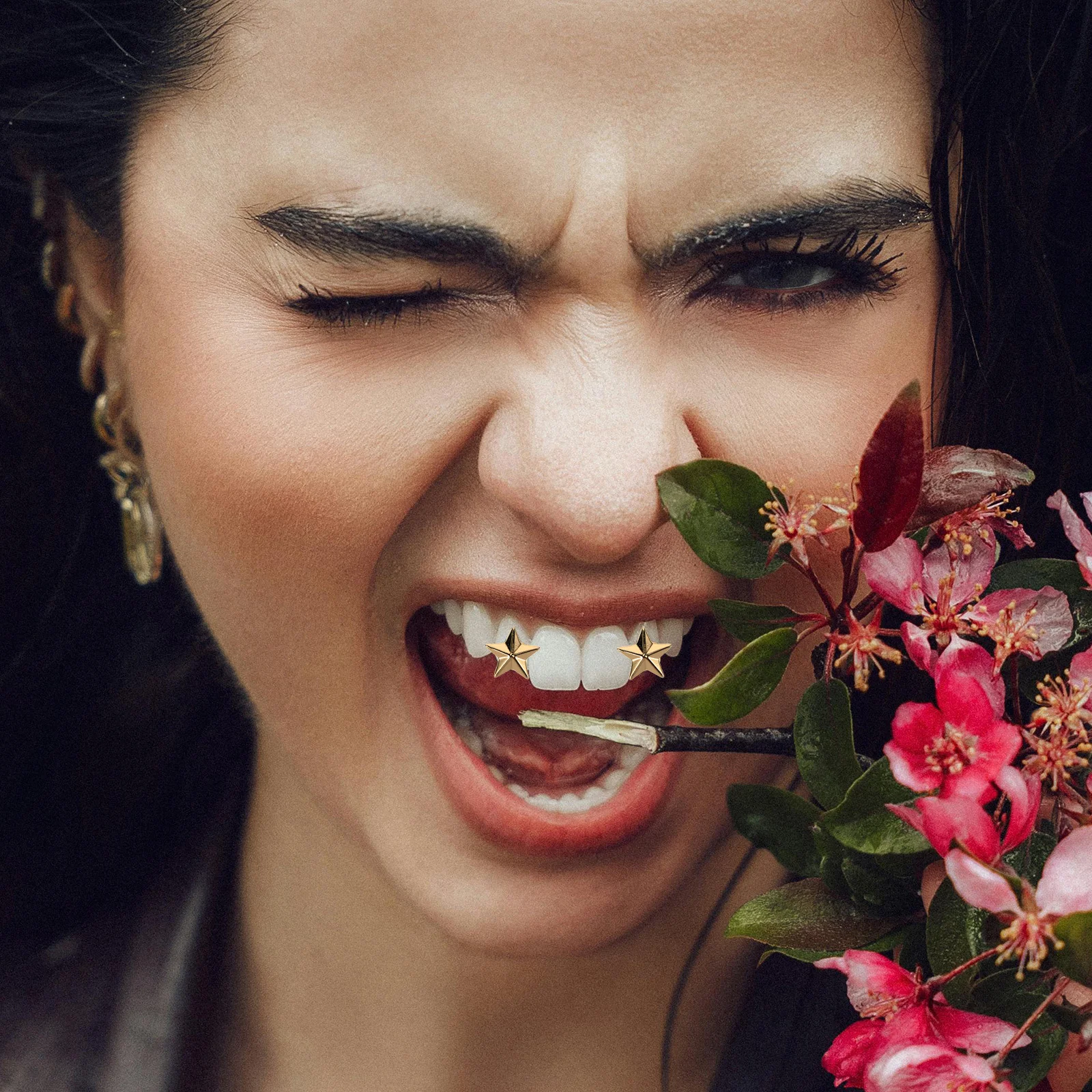 

4pcs Star Shaped Tooth Cap Lightweight Copper Hip Hop Teeth Jewelry For Men Women Easy To Wear Removable Star Teeth Cap