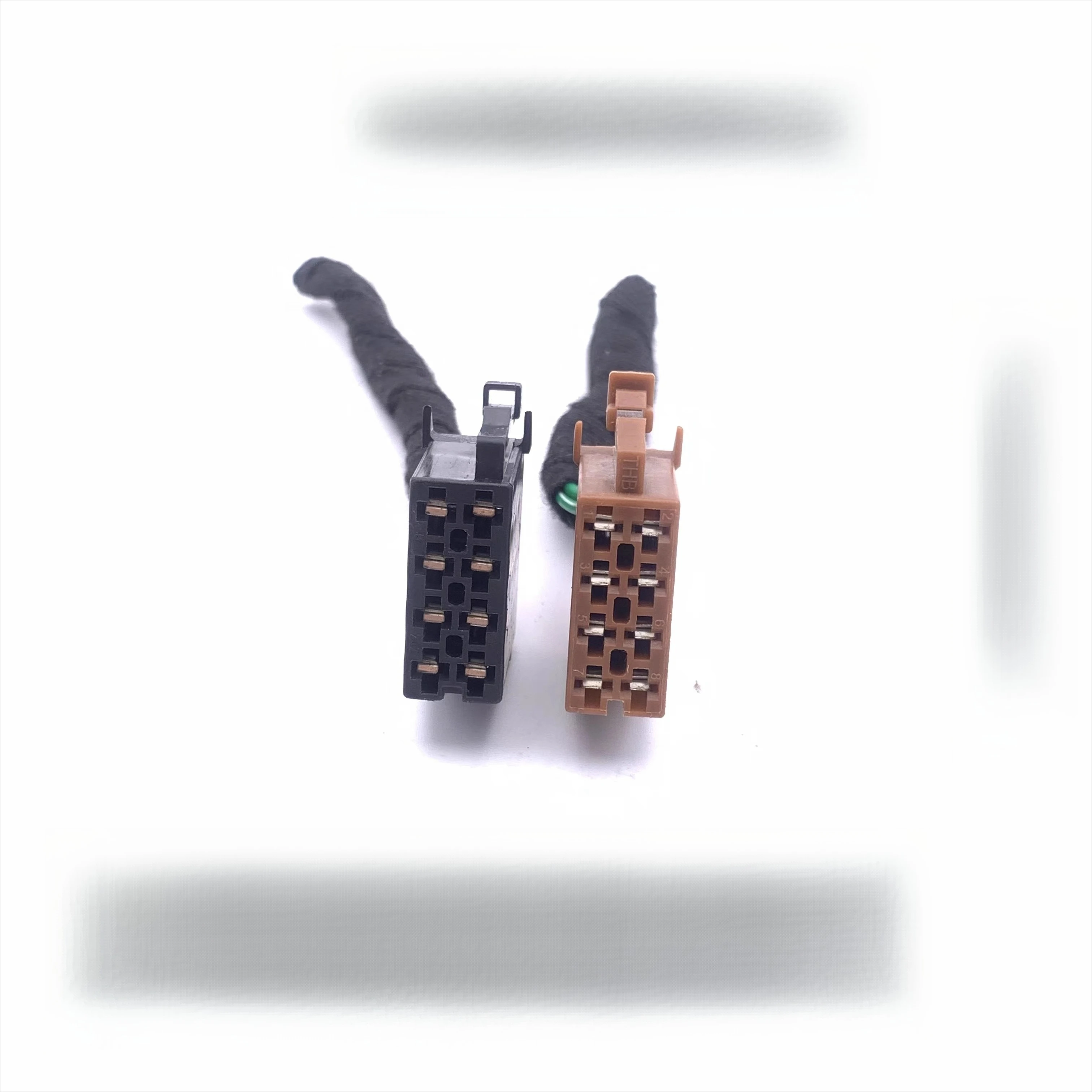 

1pc for VW Verna BORA SANTANA JETTA LAVIDA KIA BESTUNE GreatWallMotor ChangAn Navigation audio CD player plug