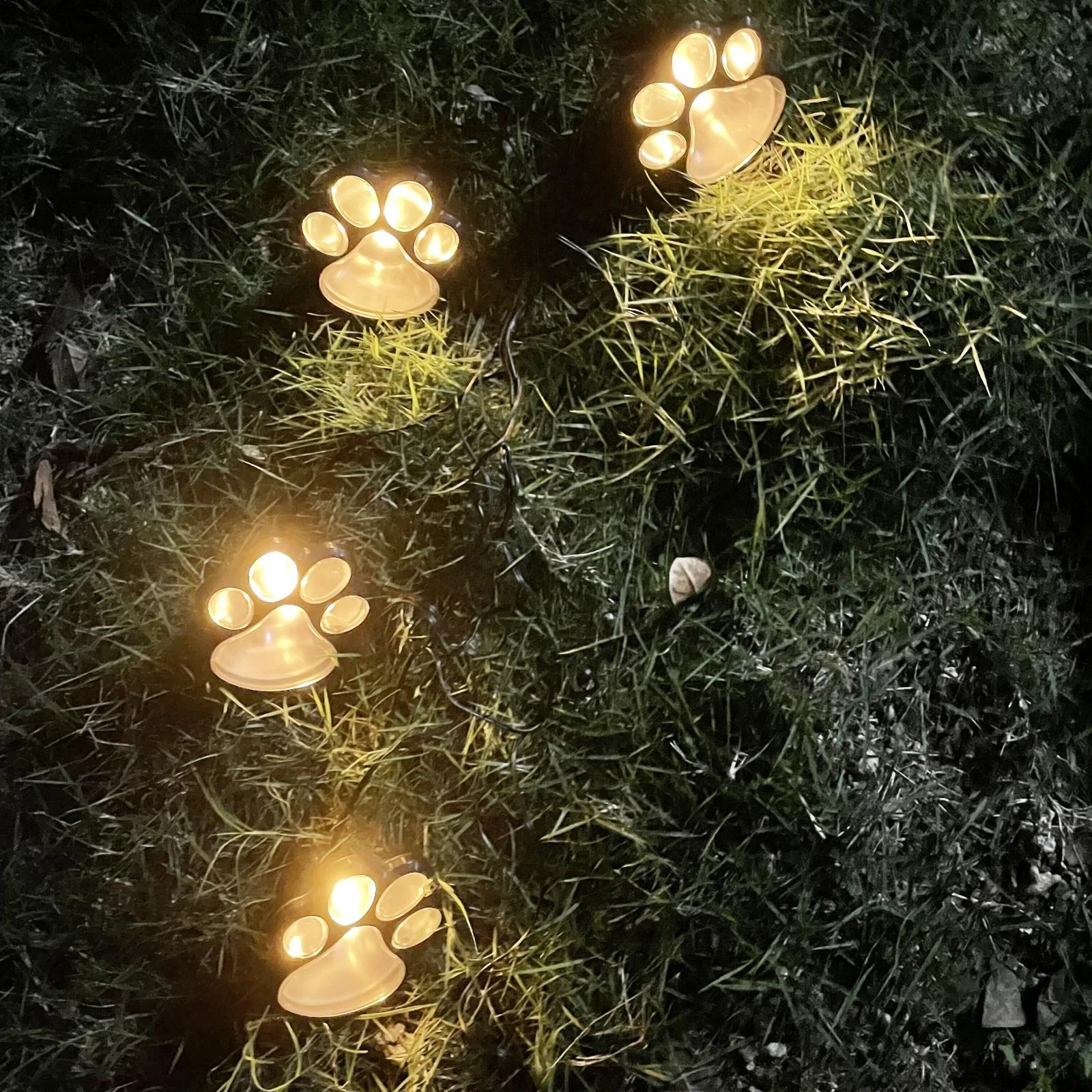 Dog Paw Print Solar LED Lights Floor lamp Garden Decor 4 in 1 Waterproof Solar Lights String Lamp for Outdoor Patio Lawn Decor