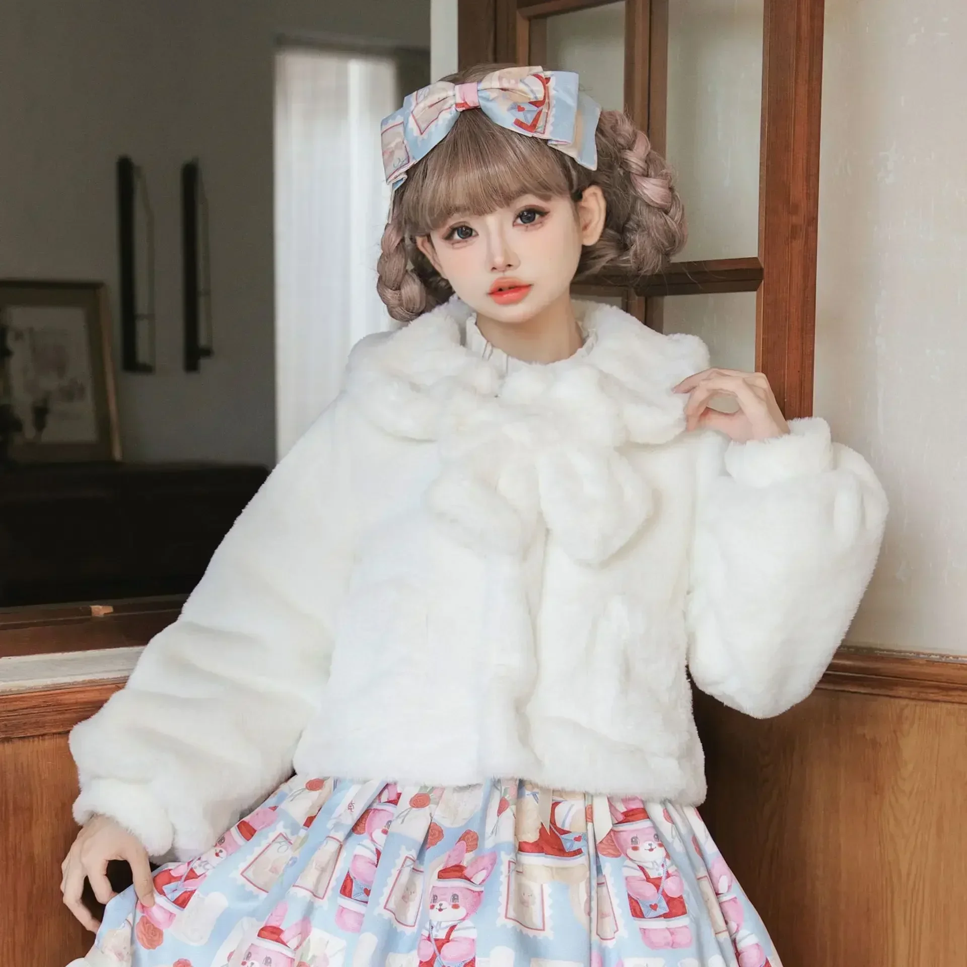 Chaqueta de lolita de felpa dulce abrigo de invierno cálido de Yomi