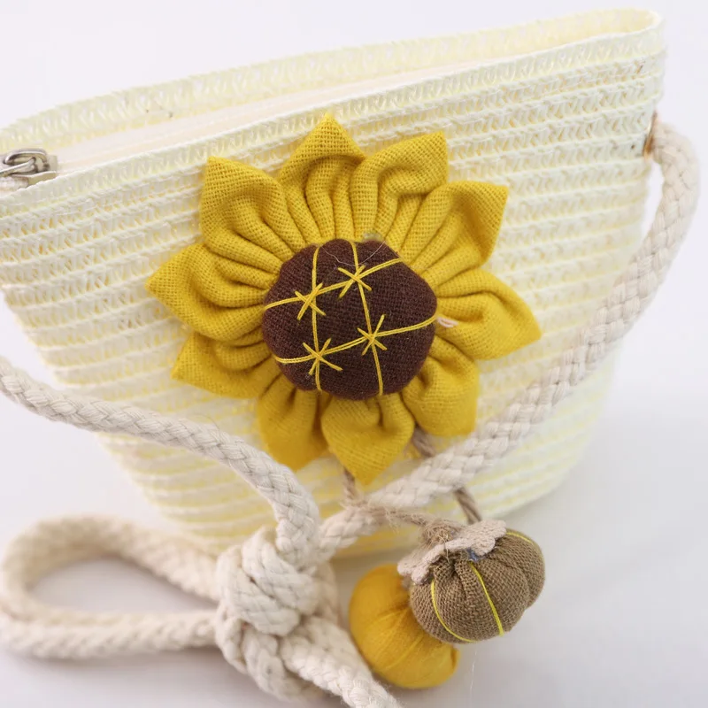 Handmade summer children girls Bucket Bag Mini Straw Braided bag Girl children key coin purse cute Princess mini One shoulder