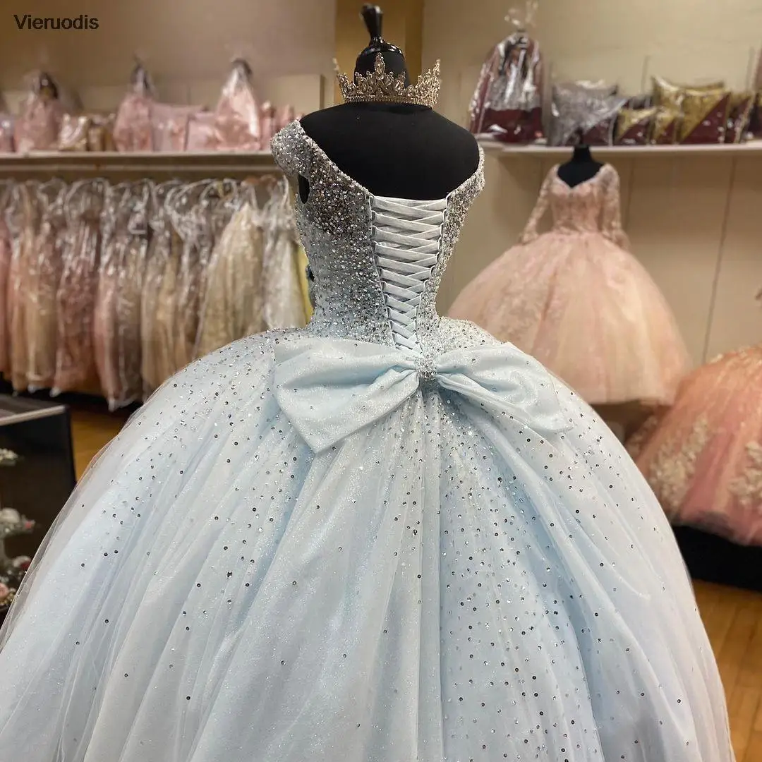 ชุดเดรสงาน Quinceanera สีฟ้าอ่อน คอวี ประดับลูกปัดหรูหรา เซ็กซี่ ปี 2021 ชุดเดรสงานฉลองวันเกิดอายุ 15 ปี ผ้าทูลล์ คอร์เซ็ท ชุดราตรีงานเต้นรำ ไซส์พลัส