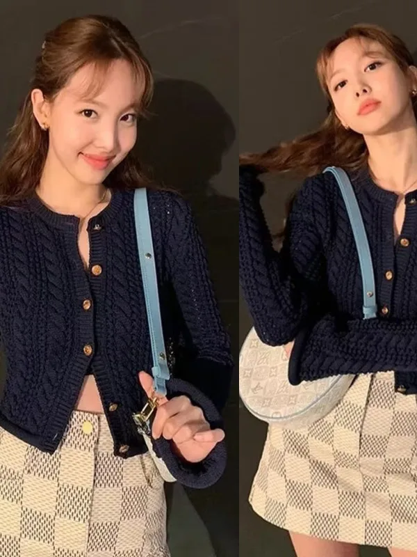 

Теплый укороченный кардиган Lingna Chain из тяжелого металлического трикотажа с круглым вырезом и рукавами-колокол, осенний, облегающий крой