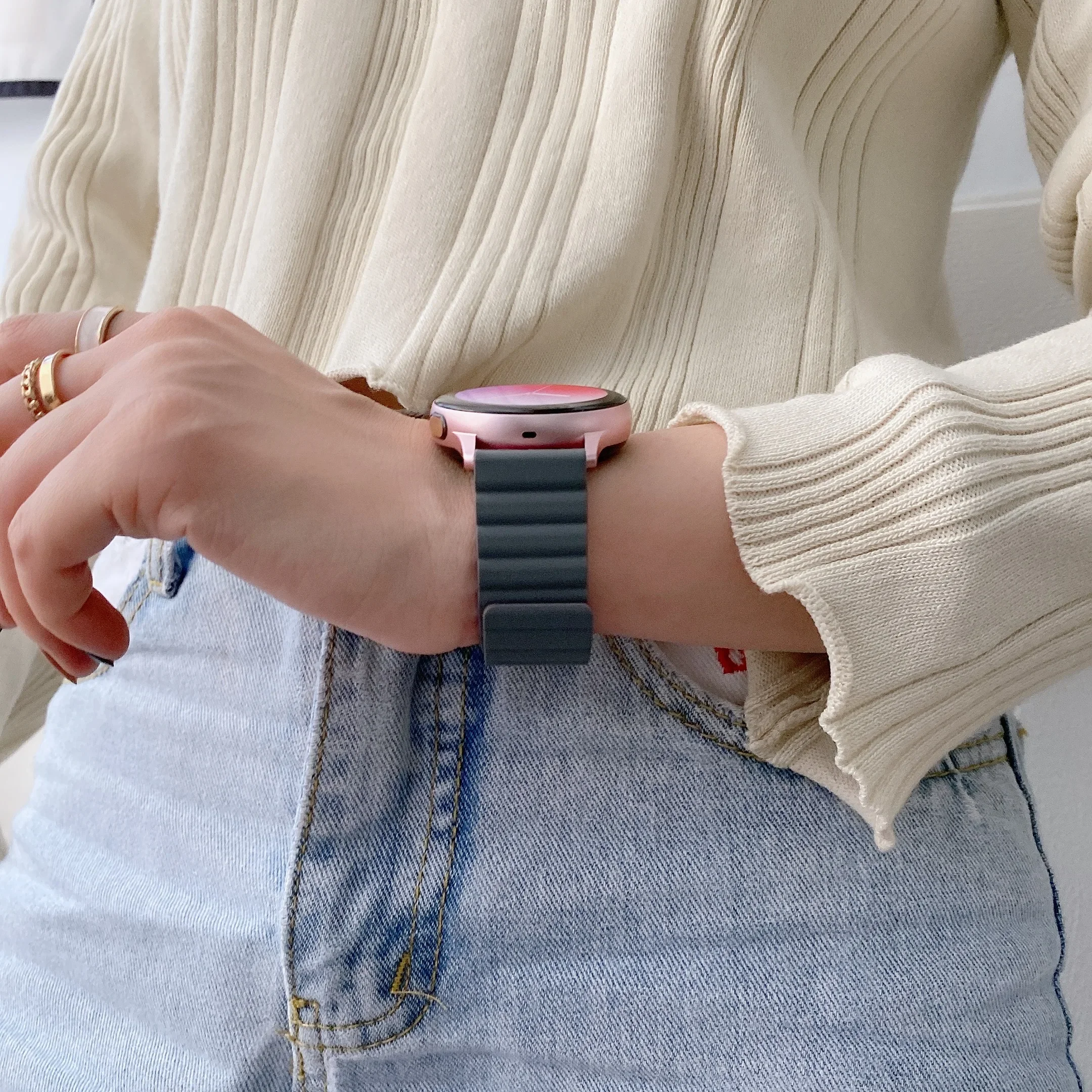 22mm 20mm Silicone Magnetic Strap For Samsung Galaxy Watch 7/6/5/4/Huawei Watch GT5-4-3-5 Pro 46mm Soft Bracelet For Amazfit GTR