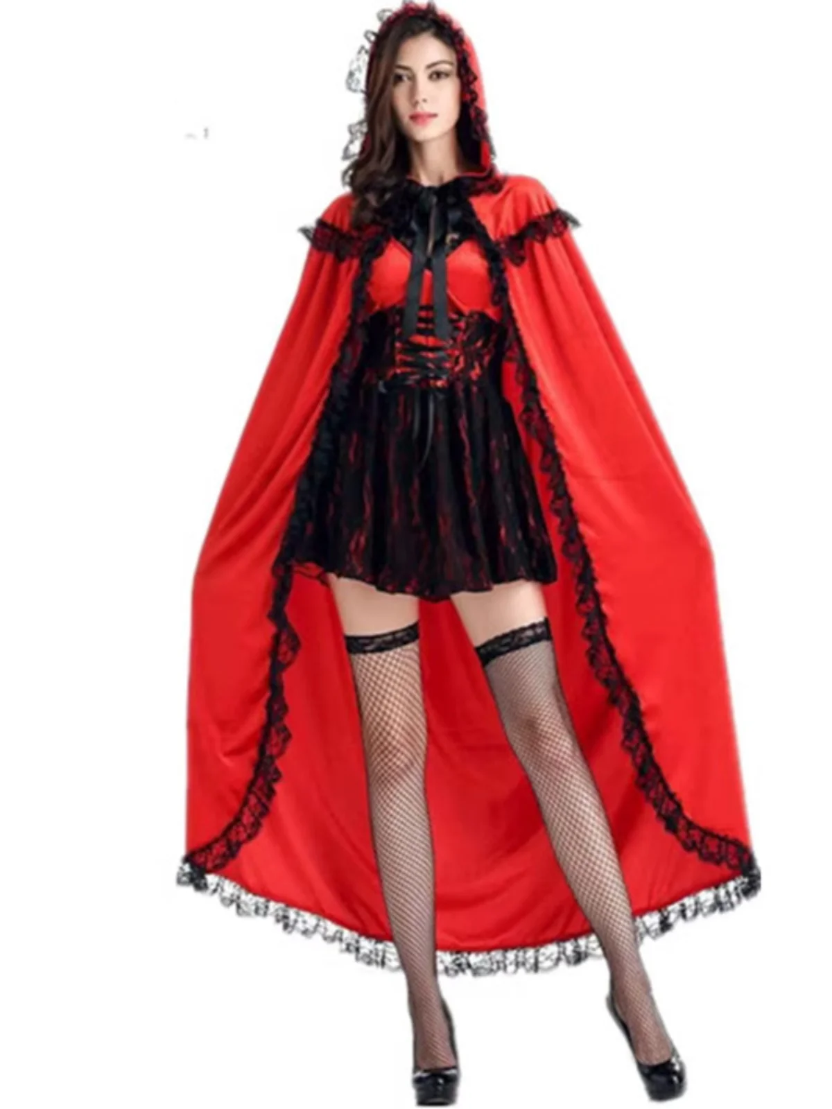 Loween Stage Perfor…