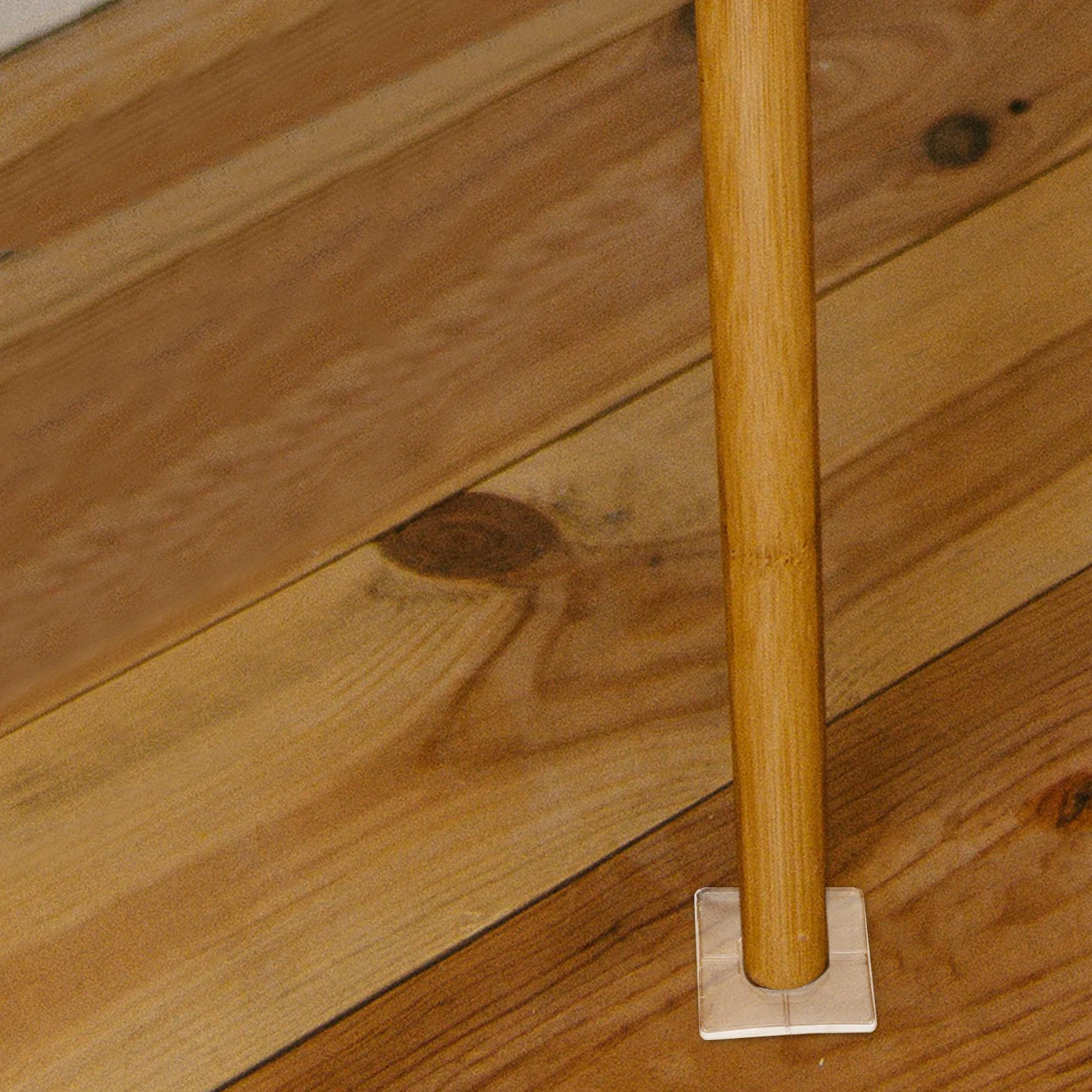 

4Pcs Non Slip Furniture Pads Clear Self Adhesive Chair Leg Protectors for Hardwood Floors Quiet Movement Scratch Resistant