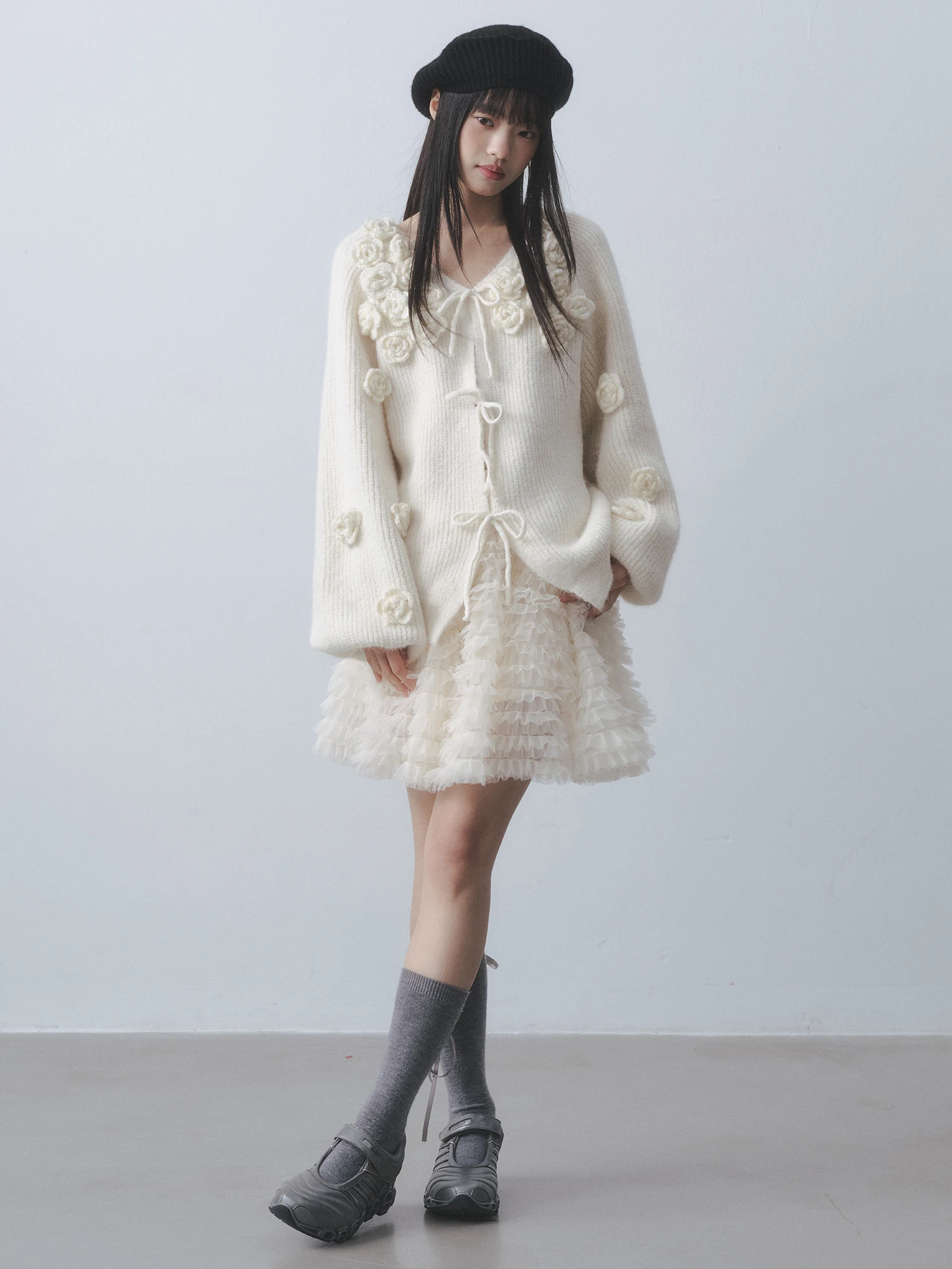 

Теплый вязаный свитер-кардиган Dirl молочно-белого цвета с 3D-цветочным декором, свободный крой, женская верхняя одежда в стиле Lazy Aosphere